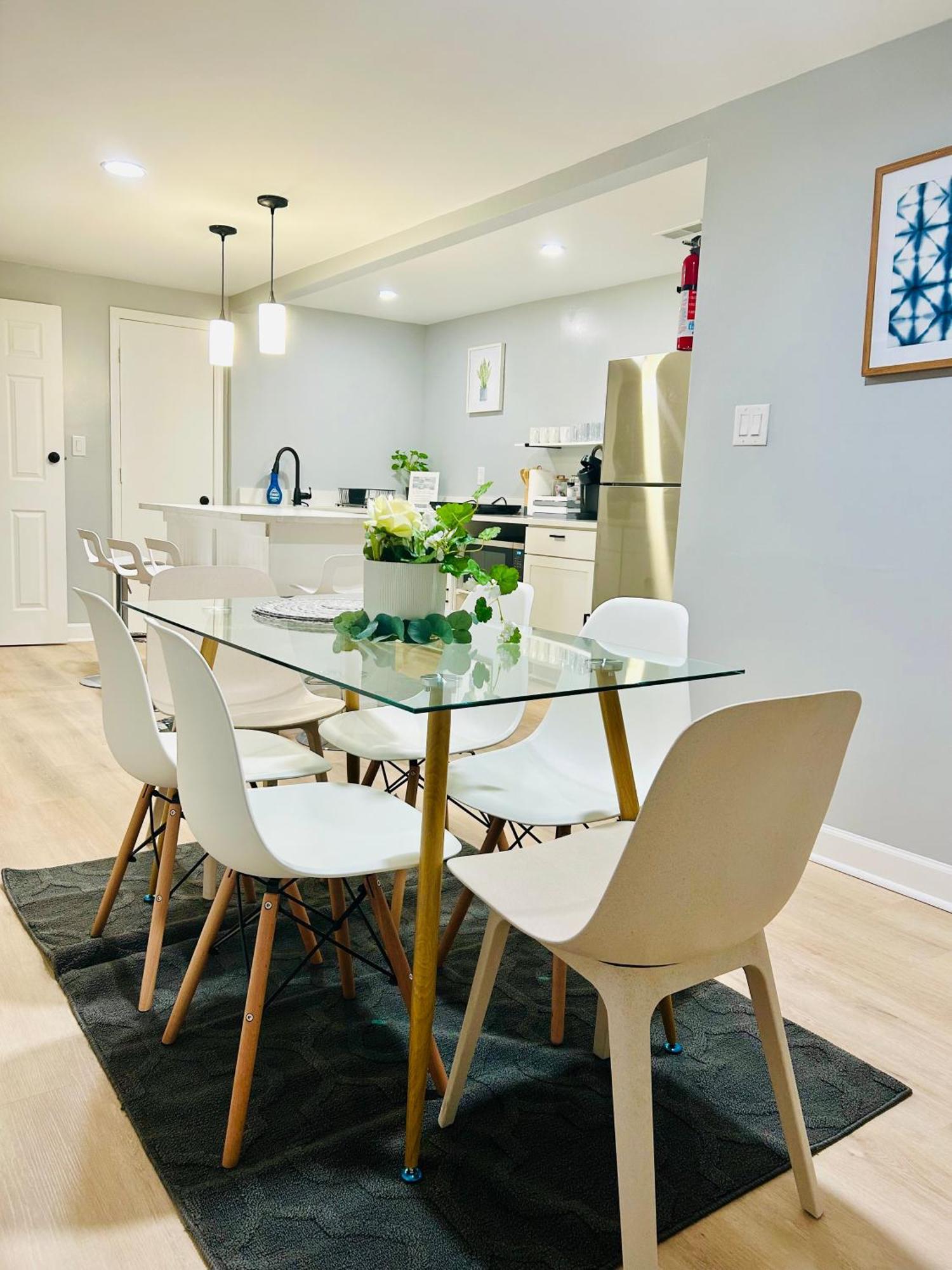 Comfy Lower Lvl Apt With Jetted Tub Near Uptown And Unc Charlotte Eksteriør bilde